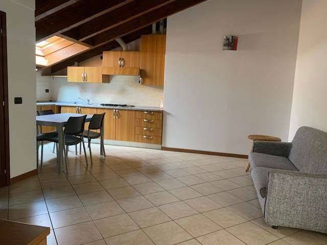 appartamento in affitto a Varese in zona Ippodromo