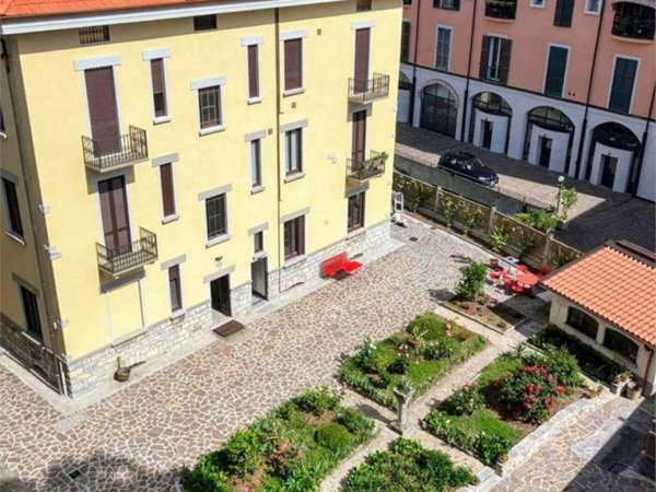 appartamento in affitto a Varese in zona Biumo