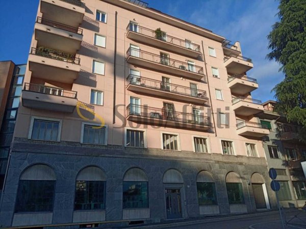 appartamento in affitto a Varese in zona Centro Città