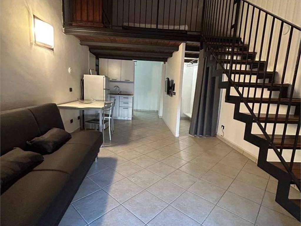 appartamento in affitto a Varese in zona Biumo