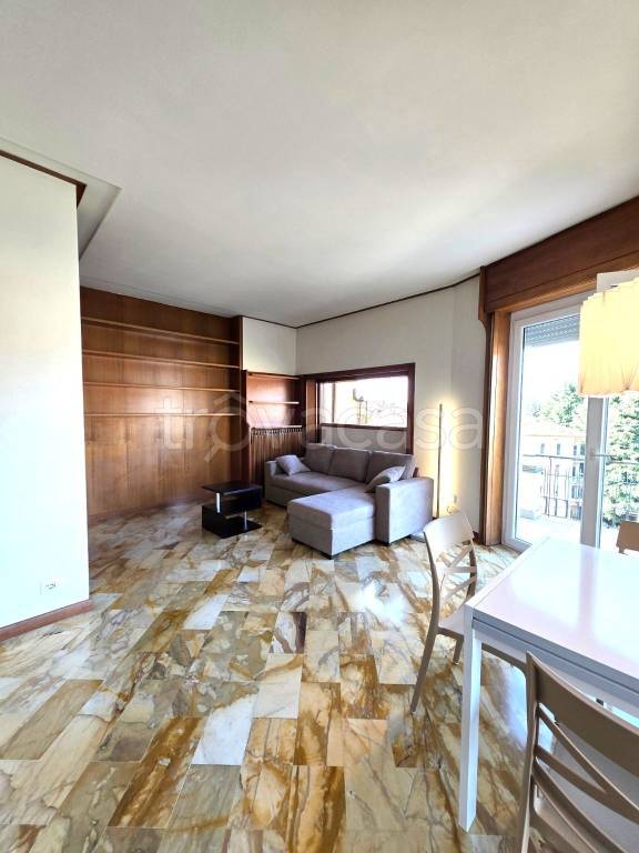 appartamento in affitto a Varese in zona Viale Belforte