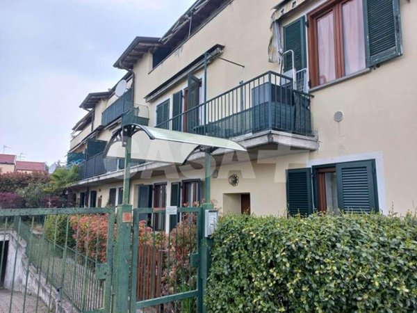 appartamento in affitto a Varese in zona Brunella