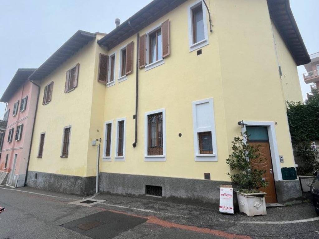 appartamento in affitto a Varese in zona Casbeno