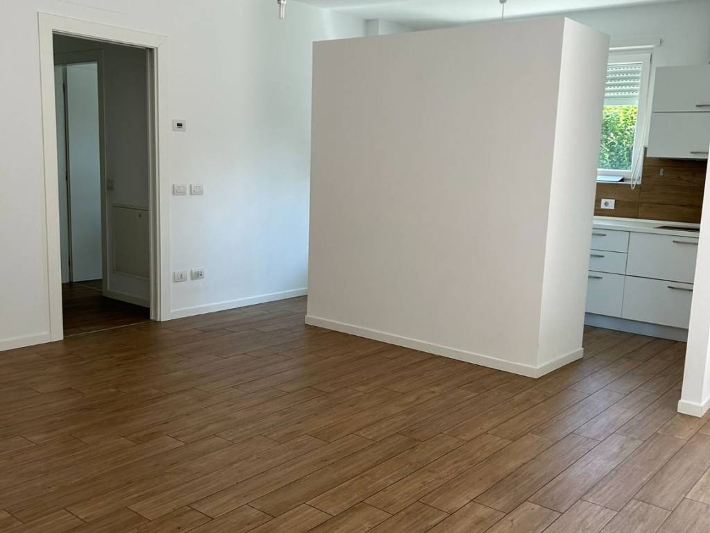 appartamento in affitto a Varese in zona Ippodromo