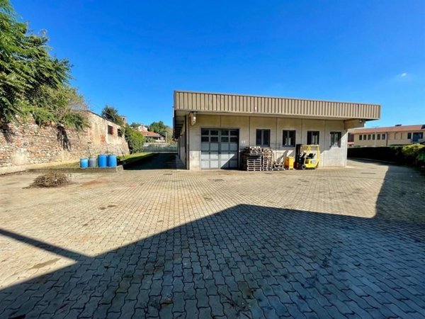 negozio in affitto a Varese