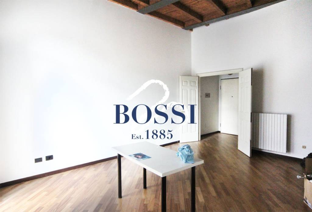 appartamento in affitto a Varese in zona Centro Città