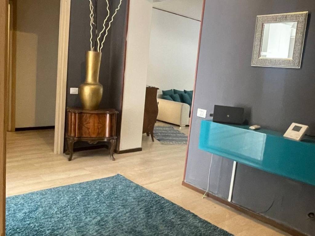 appartamento in affitto a Varese in zona Giubiano