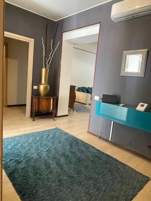 appartamento in affitto a Varese in zona Giubiano