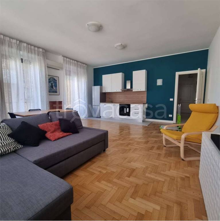 appartamento in affitto a Varese in zona Centro Città