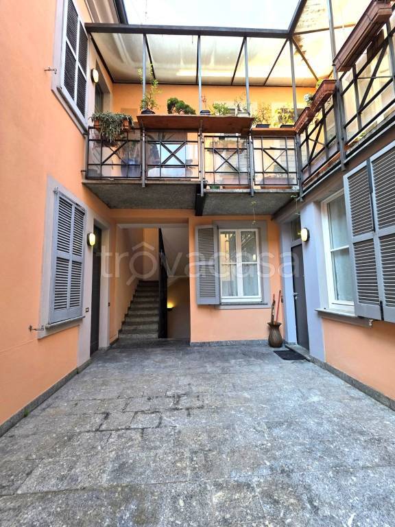 appartamento in affitto a Varese in zona Centro Città