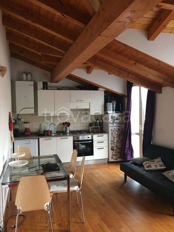 appartamento in affitto a Varese in zona Centro Città