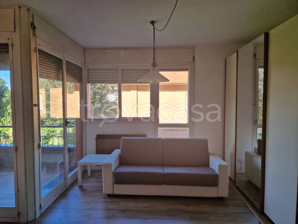 appartamento in affitto a Varese in zona Giubiano