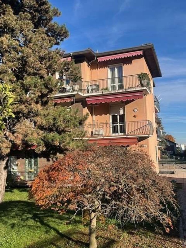 appartamento in affitto a Varese in zona Ippodromo