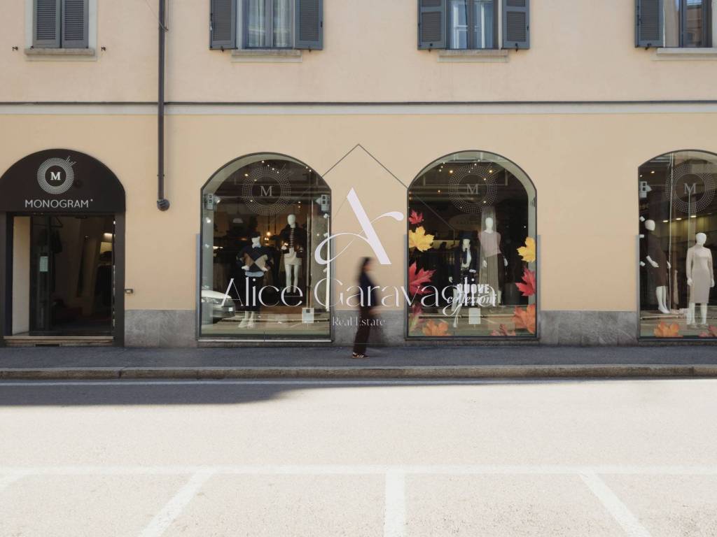 negozio in affitto a Varese in zona Biumo