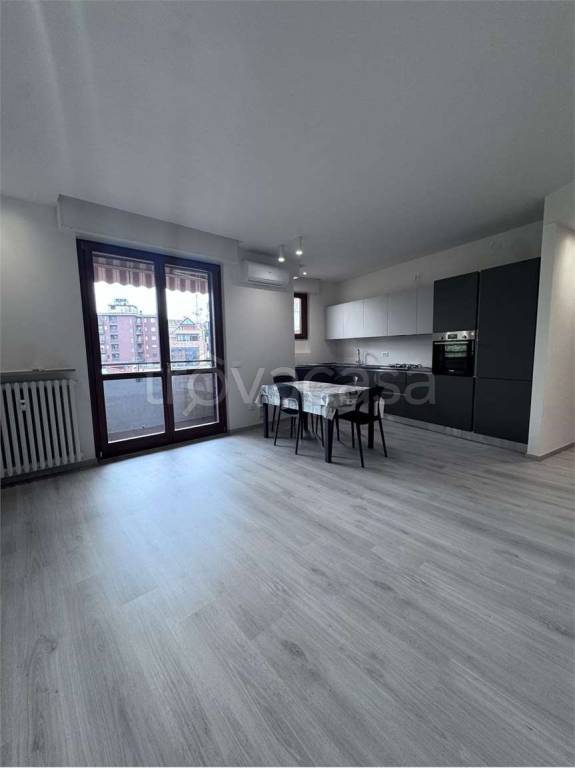 appartamento in affitto a Varese in zona Centro Città