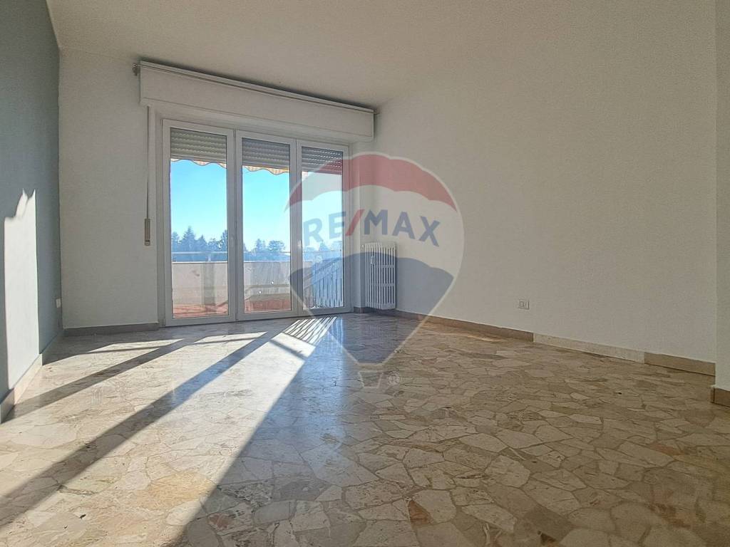 appartamento in affitto a Varese in zona Casbeno