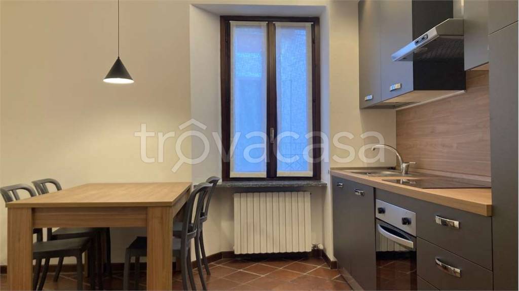 appartamento in affitto a Varese in zona Centro Città