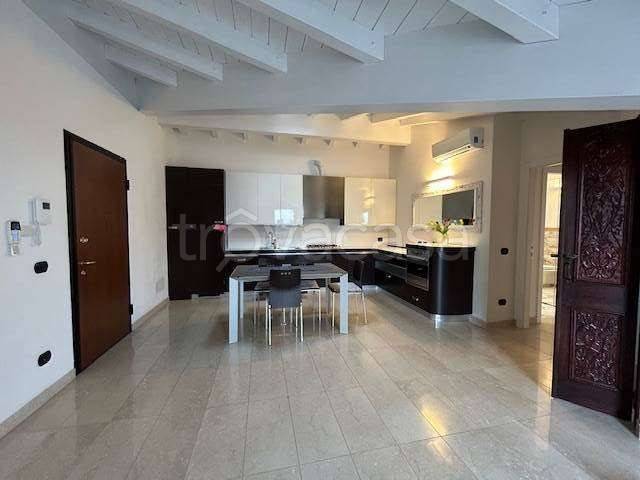 appartamento in affitto a Varese in zona Bobbiate