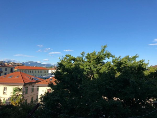 casa indipendente in affitto a Varese in zona Biumo