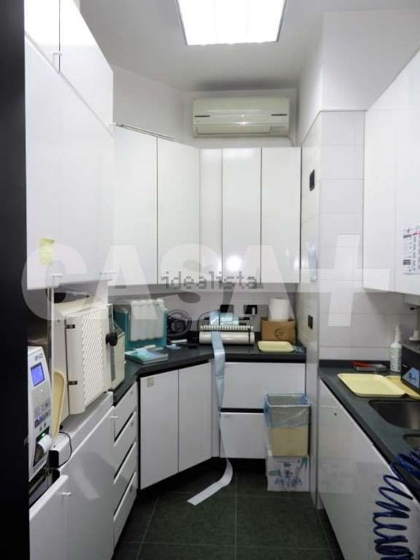 ufficio in affitto a Varese in zona Centro Città