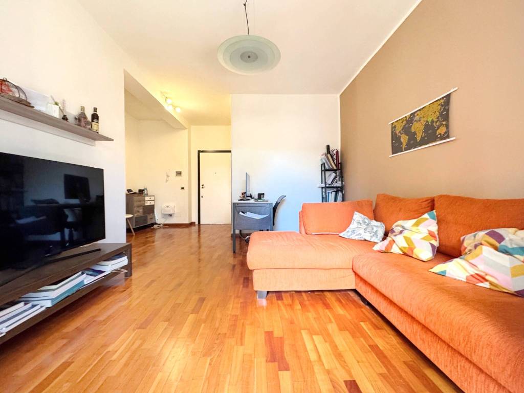 appartamento in affitto a Varese in zona Bosto