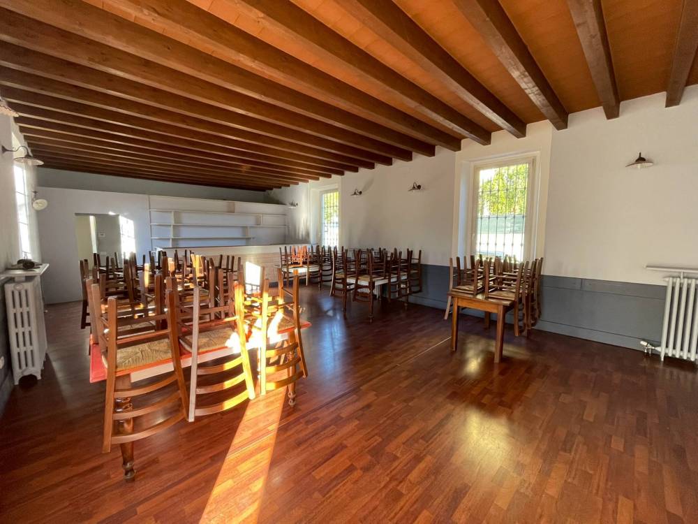 negozio in affitto a Varese