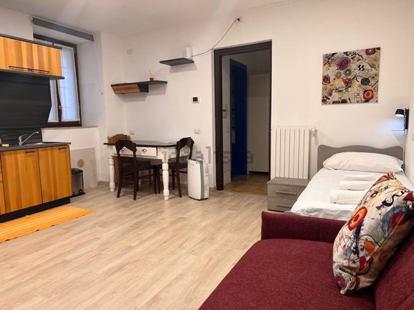 appartamento in affitto a Varese in zona Bizzozero