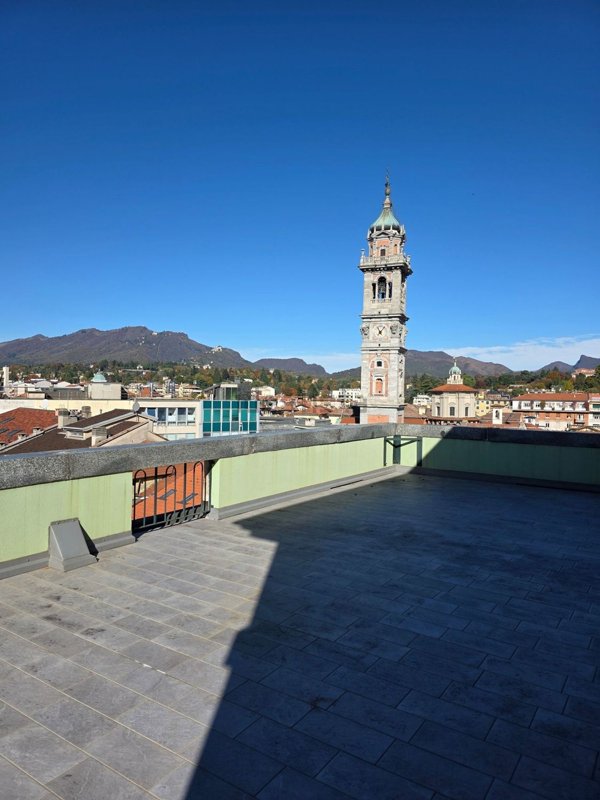 appartamento in affitto a Varese in zona Centro Città