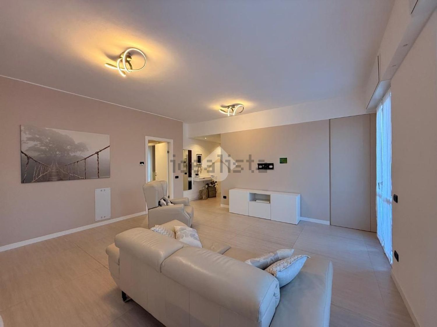 appartamento in affitto a Varese in zona Masnago