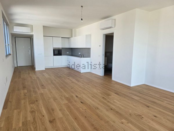 appartamento in affitto a Varese in zona Masnago