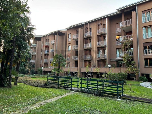 appartamento in affitto a Varese in zona Casbeno