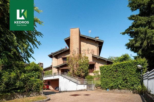 casa indipendente in affitto a Varese in zona Casbeno