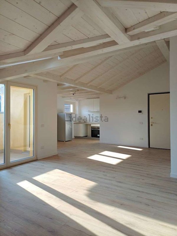 appartamento in affitto a Varese in zona Centro Città