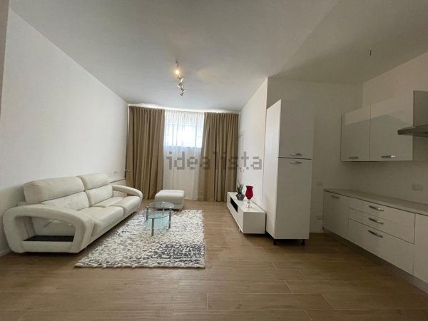 appartamento in affitto a Varese in zona Giubiano