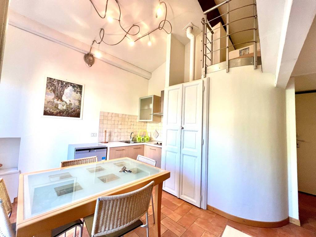 appartamento in affitto a Varese in zona Biumo