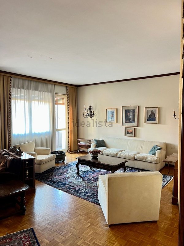 appartamento in affitto a Varese in zona Centro Città