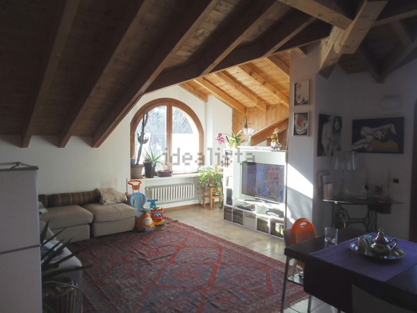 appartamento in affitto a Varese in zona Biumo