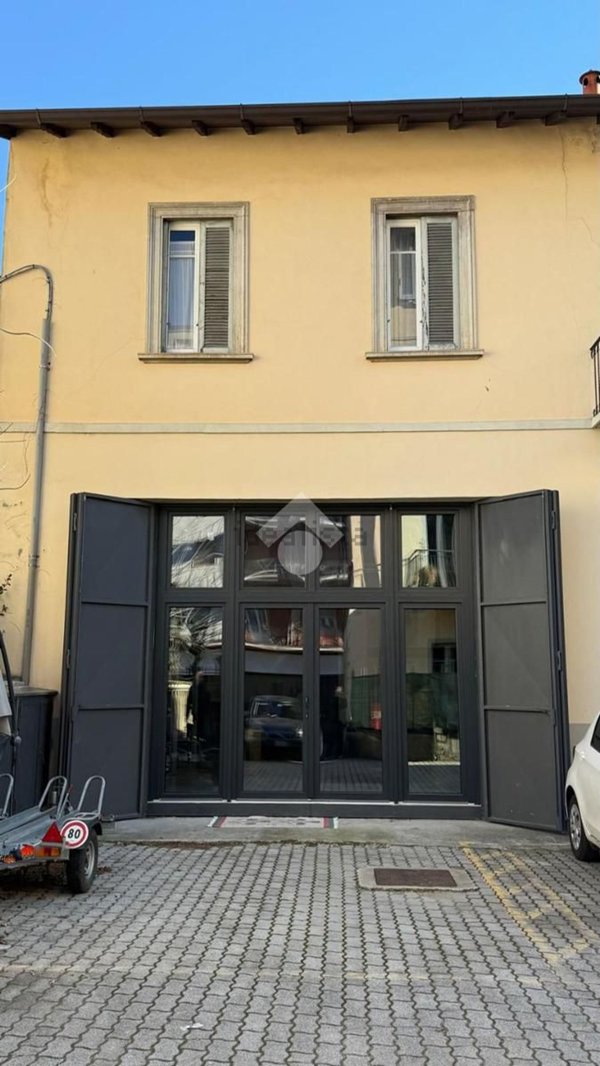 appartamento in affitto a Varese in zona Biumo