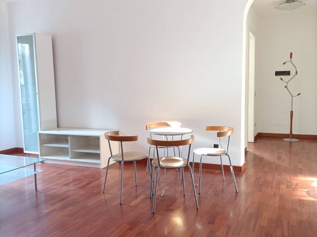 appartamento in affitto a Varese in zona Biumo