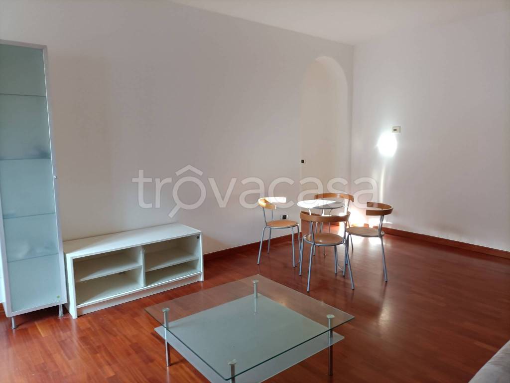 appartamento in affitto a Varese in zona Centro Città