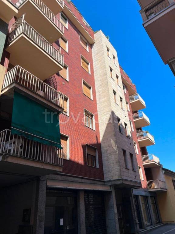 appartamento in affitto a Varese in zona Centro Città