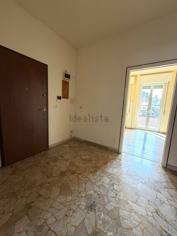 appartamento in affitto a Varese in zona Giubiano