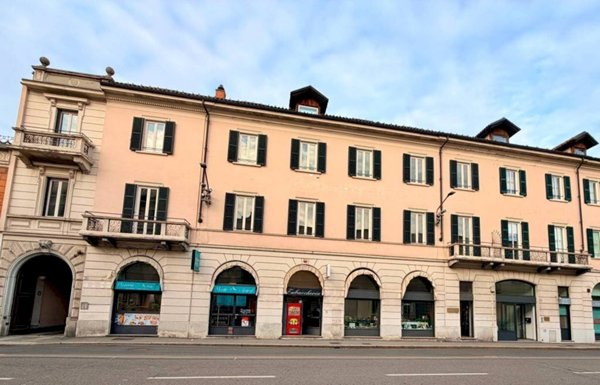 ufficio in affitto a Varese in zona Centro Città