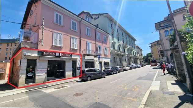 negozio in affitto a Varese in zona Centro Città