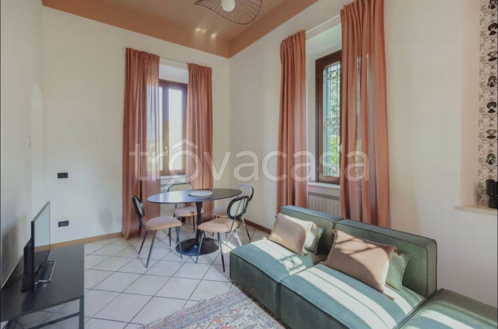 appartamento in affitto a Varese in zona Giubiano