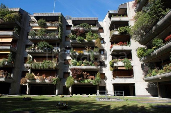 appartamento in affitto a Varese in zona Brunella