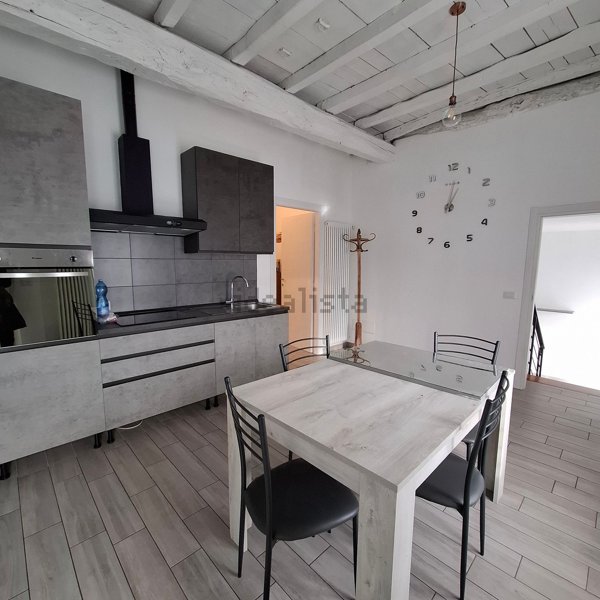 appartamento in affitto a Varese in zona Bizzozero