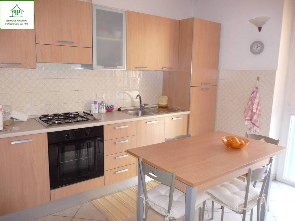 appartamento in affitto a Varese in zona Viale Europa