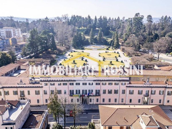 appartamento in affitto a Varese in zona Centro Città