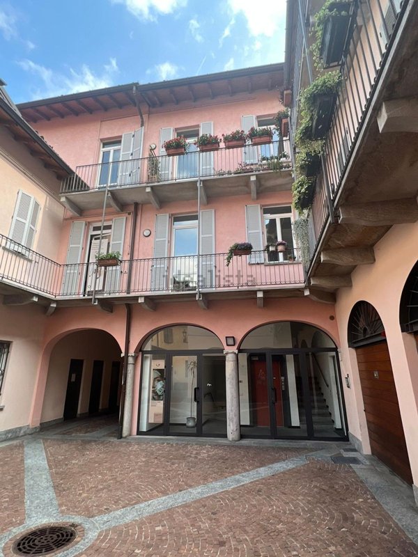appartamento in affitto a Varese in zona Centro Città